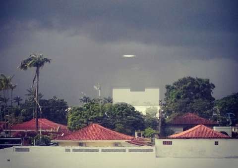 Funcionária da Aleam pode ter fotografado disco voador