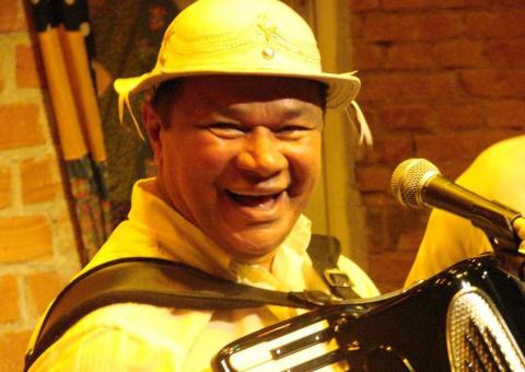 Dominguinhos está em coma irreversível, diz jornal