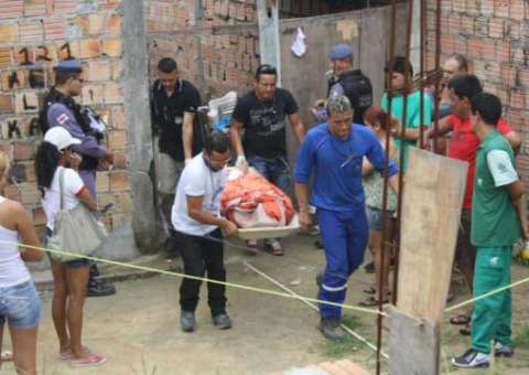 Jovem de 22 anos é encontrado morto