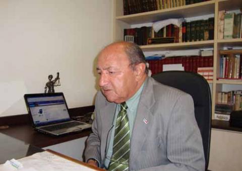 Advogado diz que juiz é parcial e entra com HC  para libertar Anderson