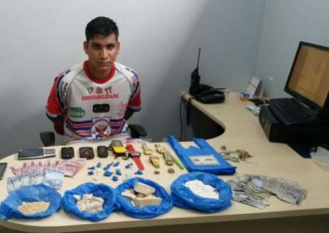 Força Tarefa prende acusado de tráfico em flagrante