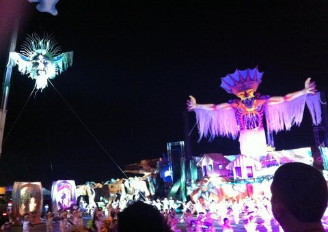 "Flor Matizada" encanta público em Manacapuru 