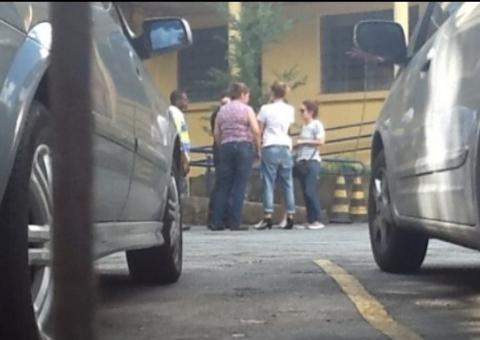 Ex de Chorão troca empurrões com irmão do cantor