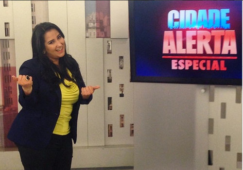 Contratada da Record, Fabíola Gadelha se muda com a família para São Paulo