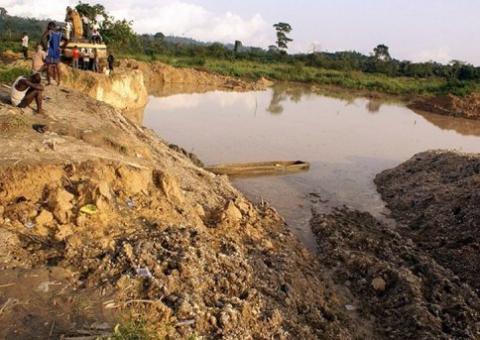 Pelo menos 16 mortos em acidente em mina de Gana