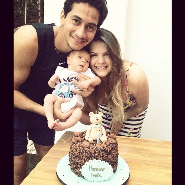 Paulo Henrique Ganso comemora primeiro mês do filho