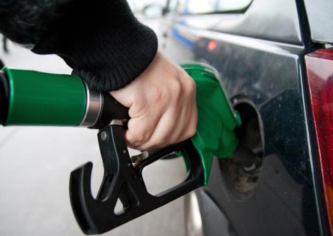 Aumento dos combustíveis pode ser revisto, acredita deputado