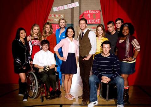 Série Glee é renovada para mais duas temporadas