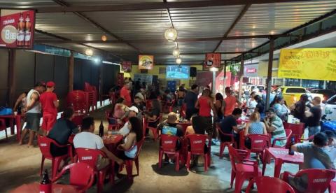 Bares, restaurantes e casas de show são multados e fechados em Manaus