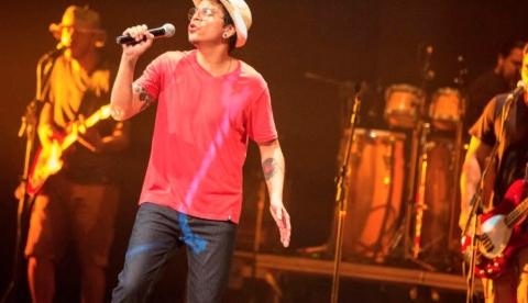 Tucumanus e Gramophone encerram temporada da Feijoada dos Considerados