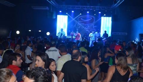 Forró Ideal faz seu primeiro show no Arena Pub nesta sexta