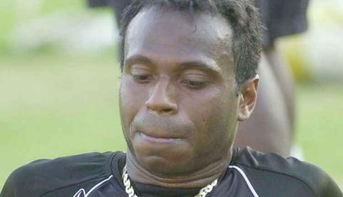 Após ser preso por não pagar pensão, Edilson Capetinha tem bens bloqueados por dívidas trabalhistas