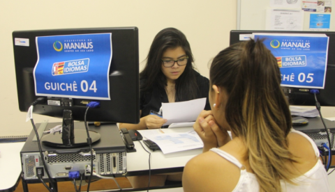 Remanejamento do Bolsa Idiomas começa nesta segunda-feira