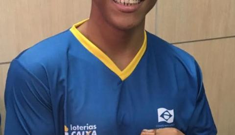 Lucas Santos quebra recorde sul-americano no levantamento de peso no mundial em Dubai 