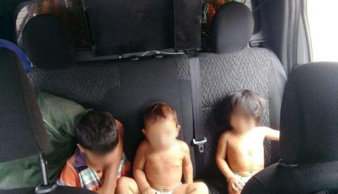 Para ir à festa, mãe tranca bebês doentes e com fome dentro de casa em Manaus