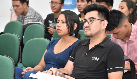 Iniciação científica tem evento na UEA e lançamento de livro em Manaus