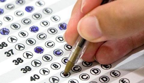 Candidata consegue validar declaração de experiência sem reconhecimento de firma