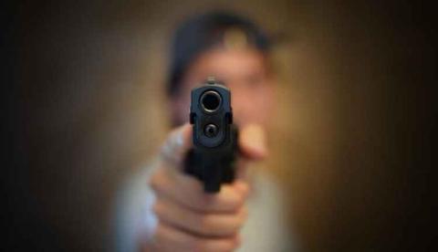 Após fazer anúncio na OLX, homem é atraído para emboscada e baleado em Manaus