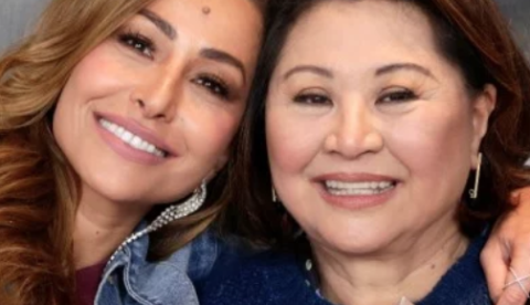 Kika, mãe de Sabrina Sato, é contratada pela Record e deverá ter quadro no programa da filha