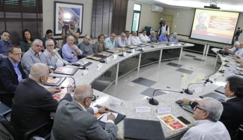 Em Manaus, Serafim diz que ‘manicômio tributário’ precisa ser simplificado