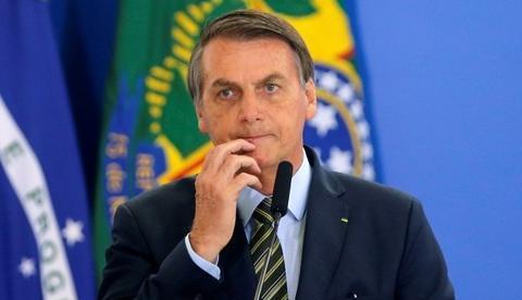 Bolsonaro dribla convicções e usa tom eleitoral para afastar pressão após morte de miliciano