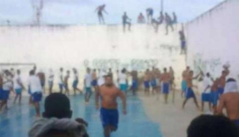 Detentos fazem agentes reféns durante rebelião em presídio de Manaus