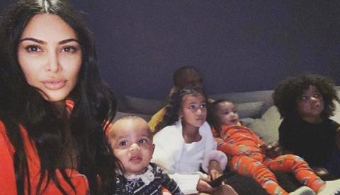 Kim Kardashian e Kanye West se evitam durante quarentena e casal fica em lados opostos de mansão