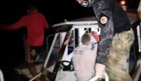 Polícia apreende três embarcações durante operação no Amazonas 