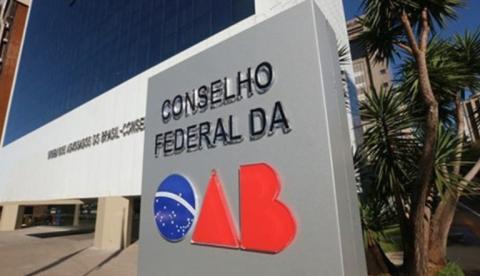 OAB pede a Fachin encerramento do inquérito das fake news no STF