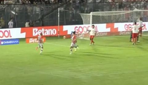 São Paulo vence Bragantino e é o primeiro semifinalista do Paulista