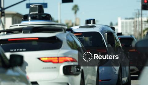 Governadora de Nova York retira proposta de expansão do serviço de robotáxis