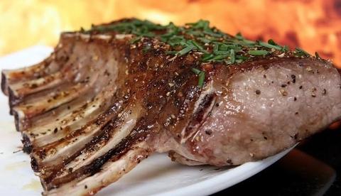 As polêmicas que cercam consumo de carne porco e os seguidores do islamismo