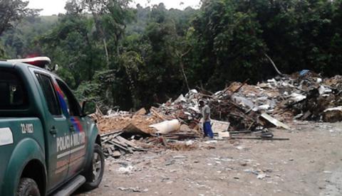 Corpo de mulher é encontrado em lixeira no Distrito Industrial 