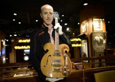 Guitarra dos Beatles vai a leilão sábado em NY