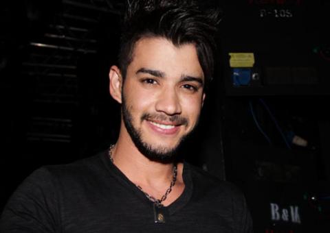 Hit de Gusttavo Lima no The Voice russo