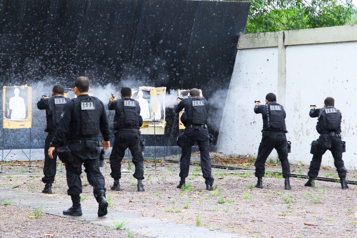 Grupo Fera faz treinamento de tiro e exercícios de aprimoramento