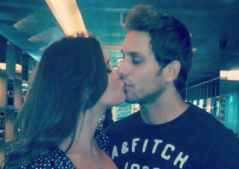 Pai de Kamilla está de olho no namoro da miss com Eliéser