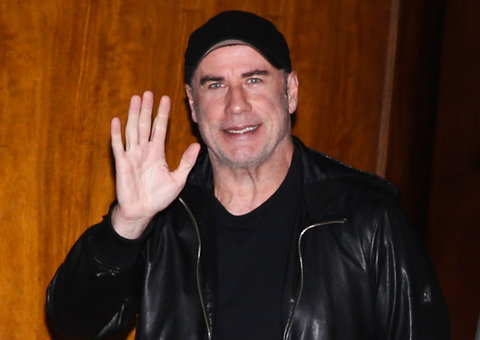 Após polêmicas, John Travolta se despede do Brasil