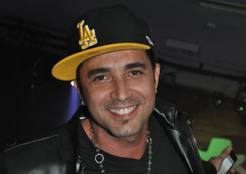 Latino diz que usou no Carnaval mesmo jatinho em que morreu Eduardo Campos