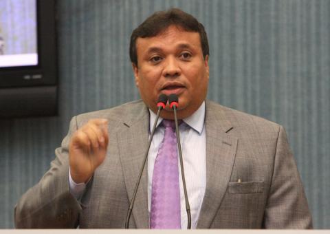 Detran comunica paralisação temporária do licenciamento para veículos com placa final 1