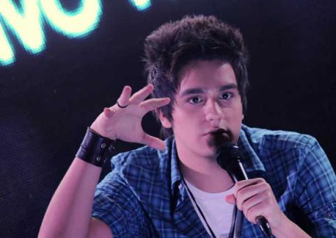 Luan Santana promete novidades em gravação de DVD