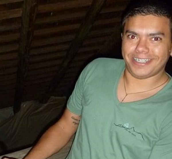 Lutador morre após receber joelhada no queixo