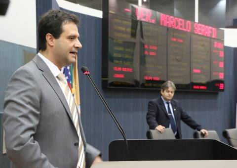 ​Em Manaus: Governo federal não prioriza obras viárias, afirma vereador