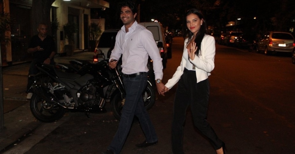 Mariana Rios procura apartamento para morar com namorado ricaço