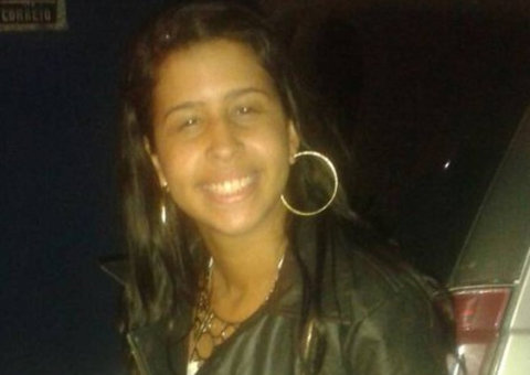 Jovem filmada e  torturada por traficantes no Rio 