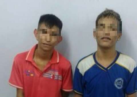 Menores assaltantes apreendidos com armas e celular