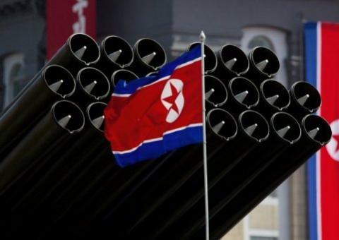 Coreia do Norte dispara 3 mísseis de curto alcance