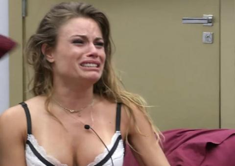 Natália dispara sobre saída de Maroca