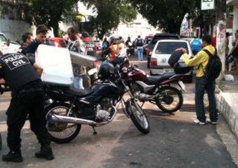 Polícia  apreende 38 motos no Centro de Manaus