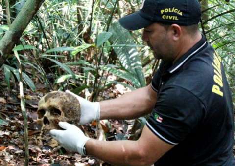 Mateiro encontra ossada nas matas do Tarumã